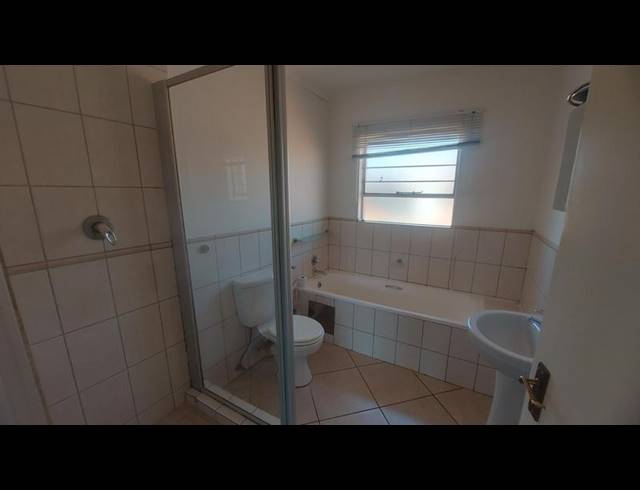 2 BEDROOM TOWNHOUSE FOR SALE IN VAN DYK PARK